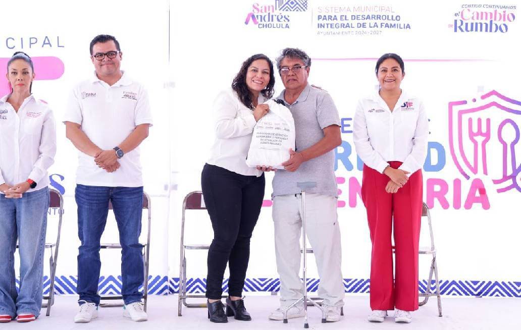 Entrega San Andrés Cholula apoyos alimentarios en coordinación con el SEDIF