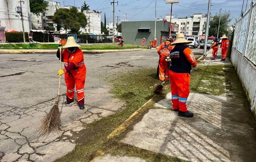 Gobierno de la Ciudad de Puebla refuerza labores de sanidad en Loma Bella y zonas aledañas