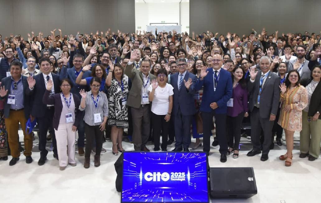 Los docentes deben estar a la vanguardia y a la altura de las exigencias actuales: Rectora Lilia Cedillo