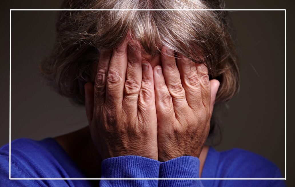 EE. UU. acusa a 13 personas por estafar a adultos mayores haciéndose pasar por “nietos”