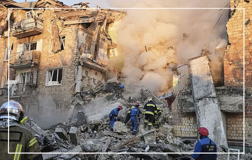 Ataque ruso en Kiev deja más de una decena de muertos y heridos