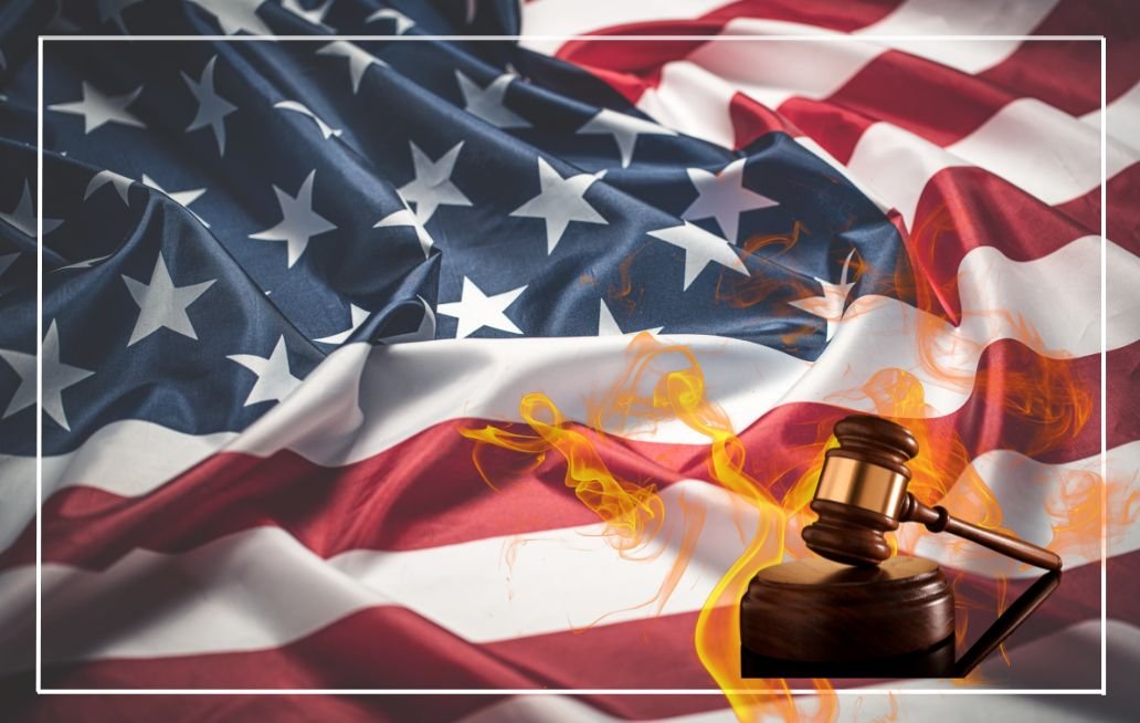 Trump prohíbe quemar banderas y abre debate constitucional