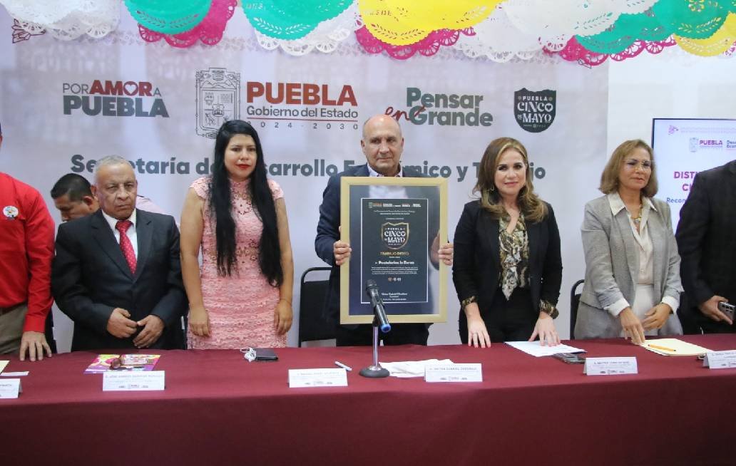 Presentan el Distintivo Puebla Cinco de Mayo para reconocer a empresas que promueven la igualdad Presentan el Distintivo Puebla Cinco de Mayo para reconocer a empresas que promueven la igualdad