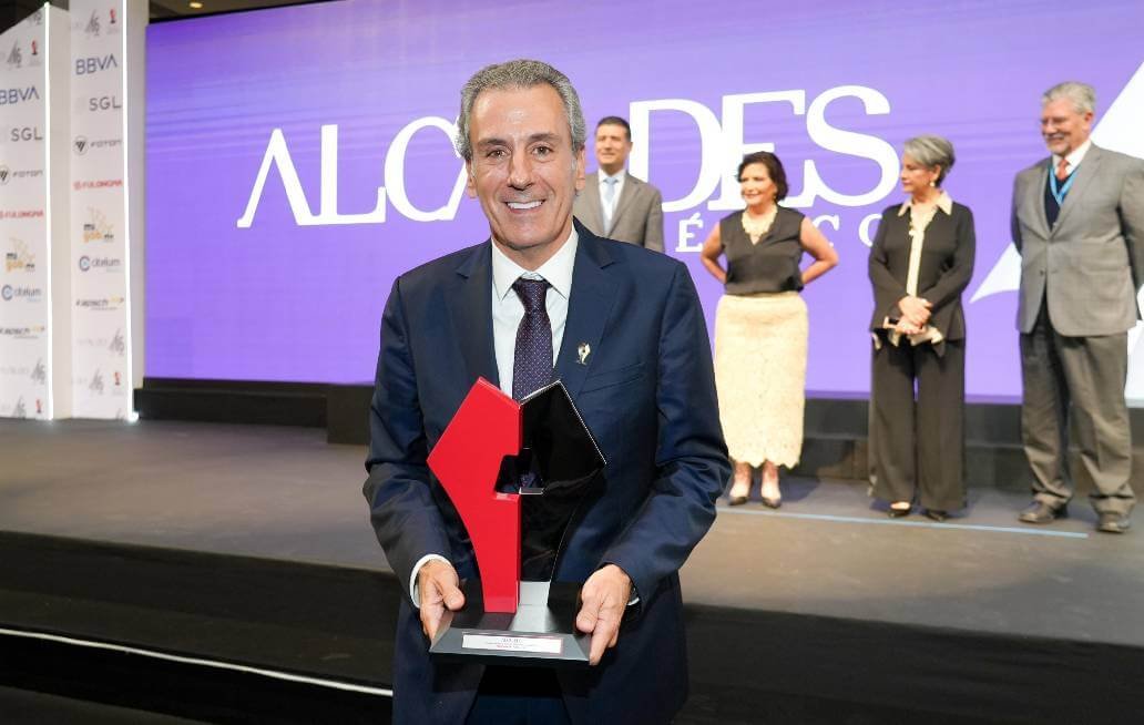 Recibe Chedraui reconocimiento por calificación perfecta e histórica en transparencia y rendición de cuentas