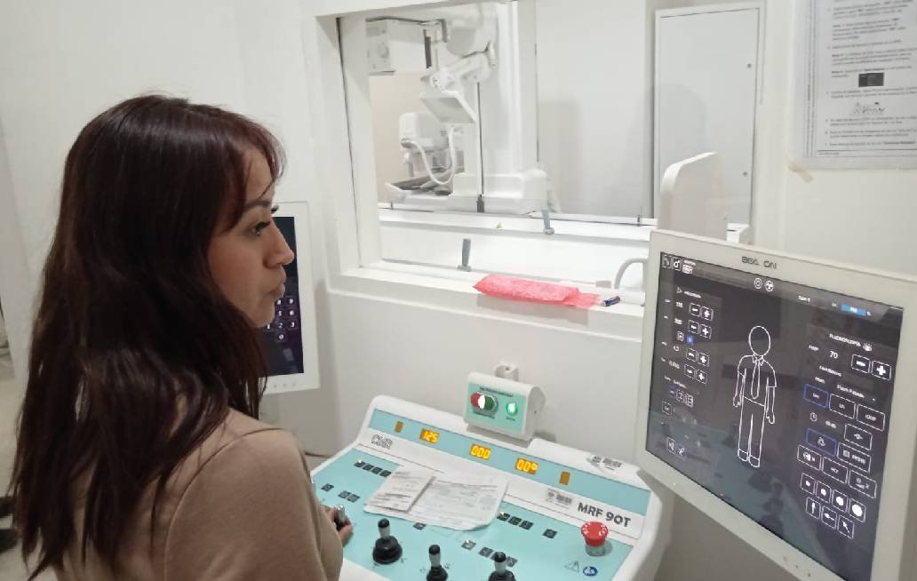 Recupera Clínica de Medicina Familiar con Especialidades y Quirófano del ISSSTE Puebla equipo de Rayos X