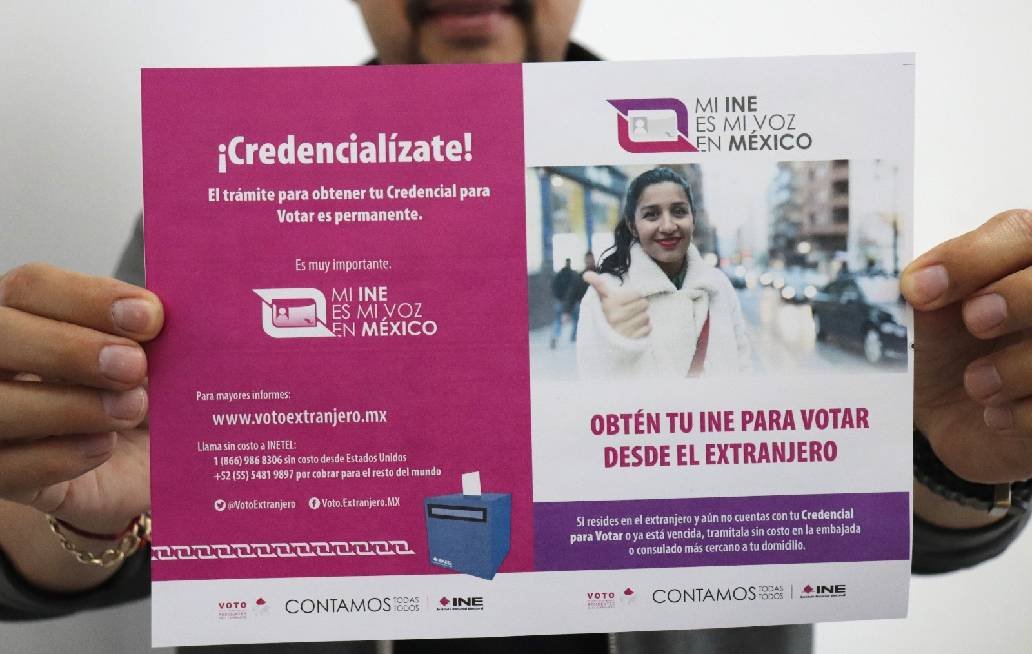 Tramitan más de 130 mil poblanos su credencial del INE en 60 países