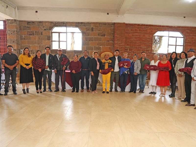 el edil refirio que las personas mayores