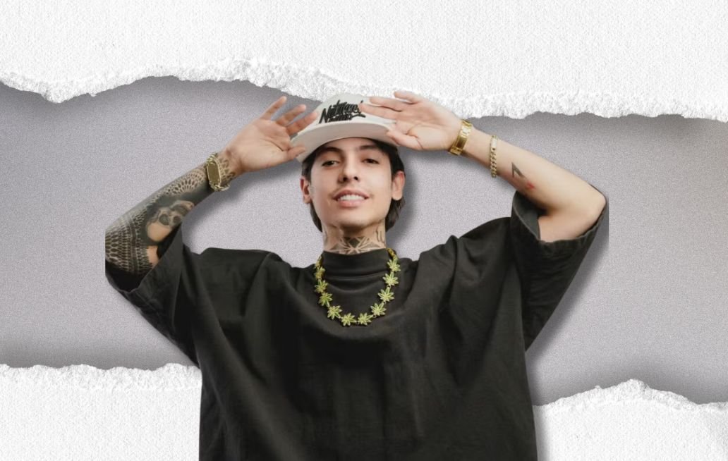 Natanael Cano pierde el control en plena presentación Natanael Cano pierde el control en plena presentación