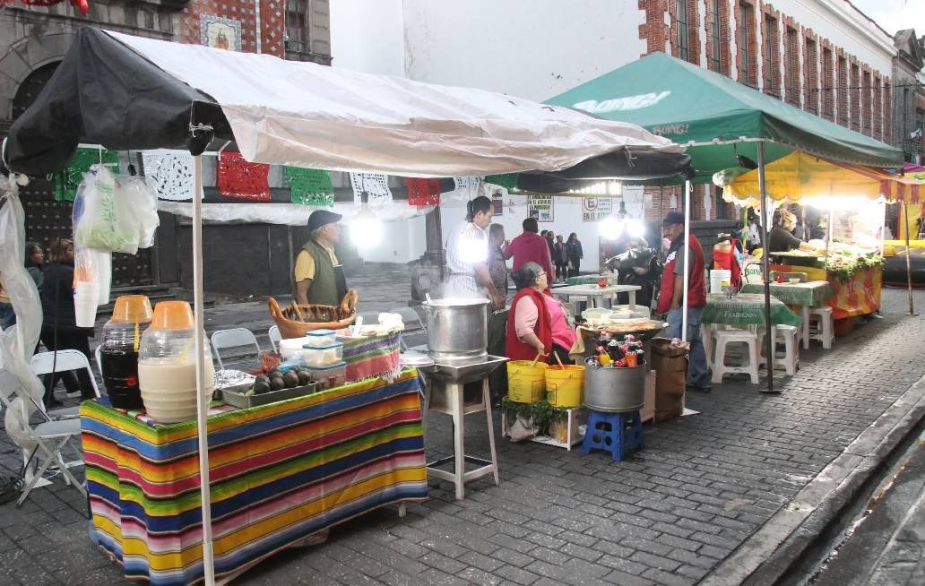 Ayuntamiento de Puebla cobro solo 150 pesos a los ambulantes de antojitos mexicanos durante las Fiestas Patrias: Franco Rodríguez