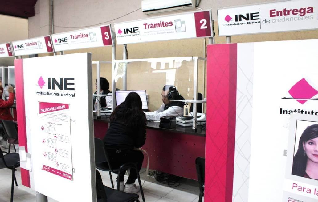 Jóvenes, los que menos buscan su registro en el padrón electoral