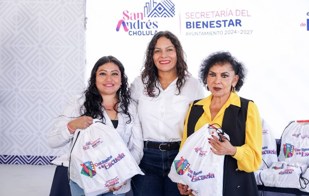 Respalda presidenta municipal de San Andrés Cholula la educación primaria con útiles escolares gratuitos en regreso a clases
