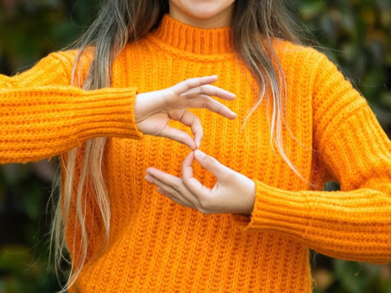 Retos generales que enfrentan las personas sordas