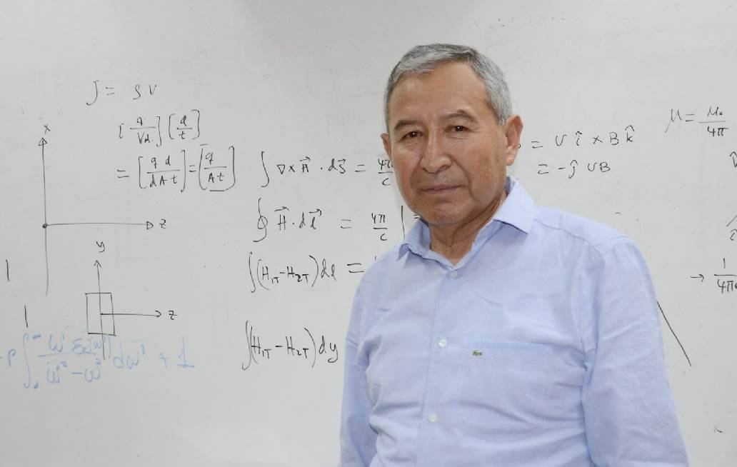 Colaboración científica en la BUAP para dar certeza teórica a propuestas experimentales