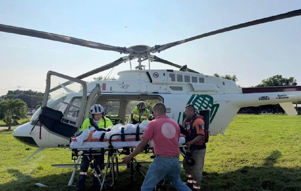 En ambulancia aérea trasladan a mujer embarazada al Hospital de la Mujer