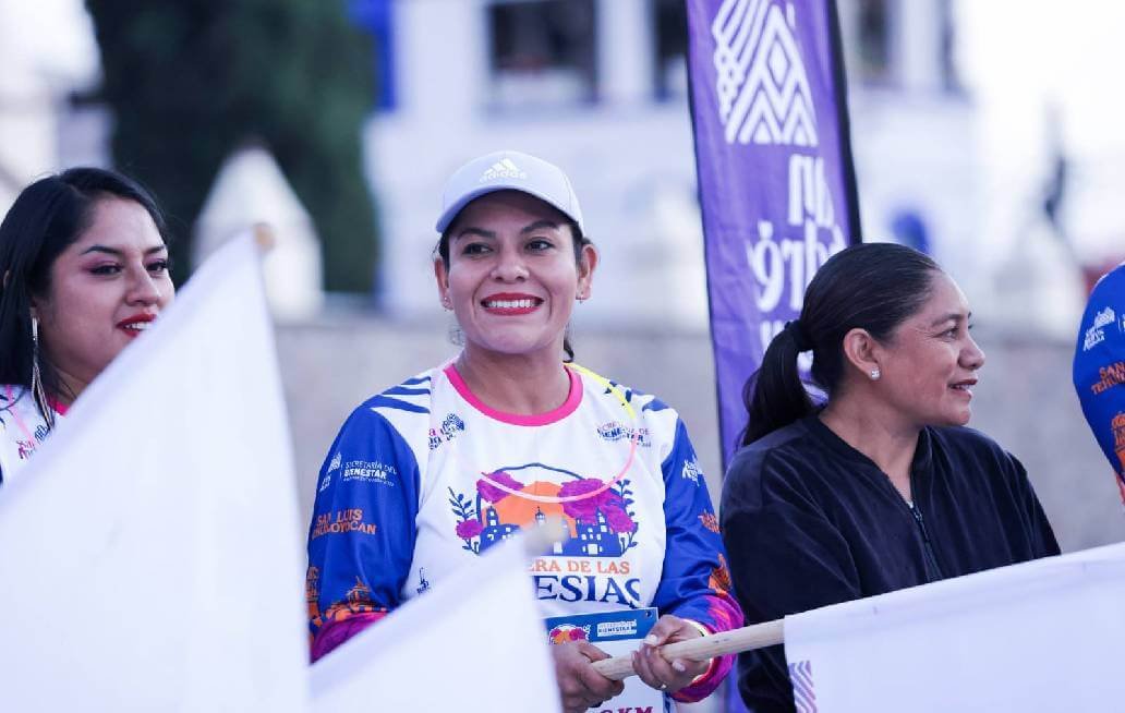Impulsa presidenta municipal de San Andrés Cholula el deporte y la convivencia familiar con la primera edición de la Carrera de las Iglesias 2025