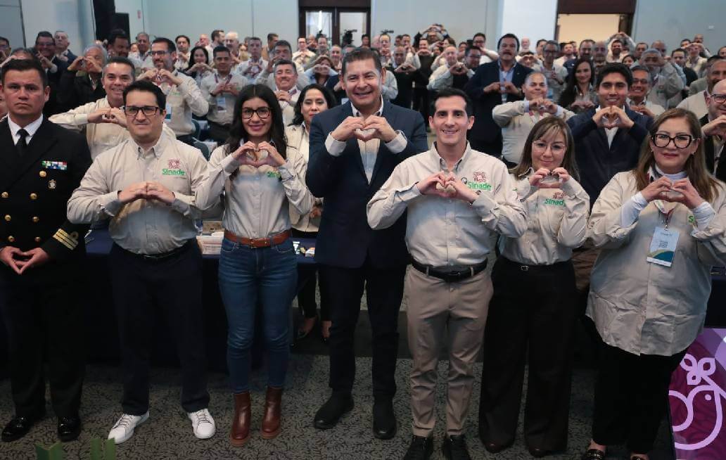 Con cumbre deportiva SINADE, cierra con broche de oro año de exitosa alianza CONADE-Puebla