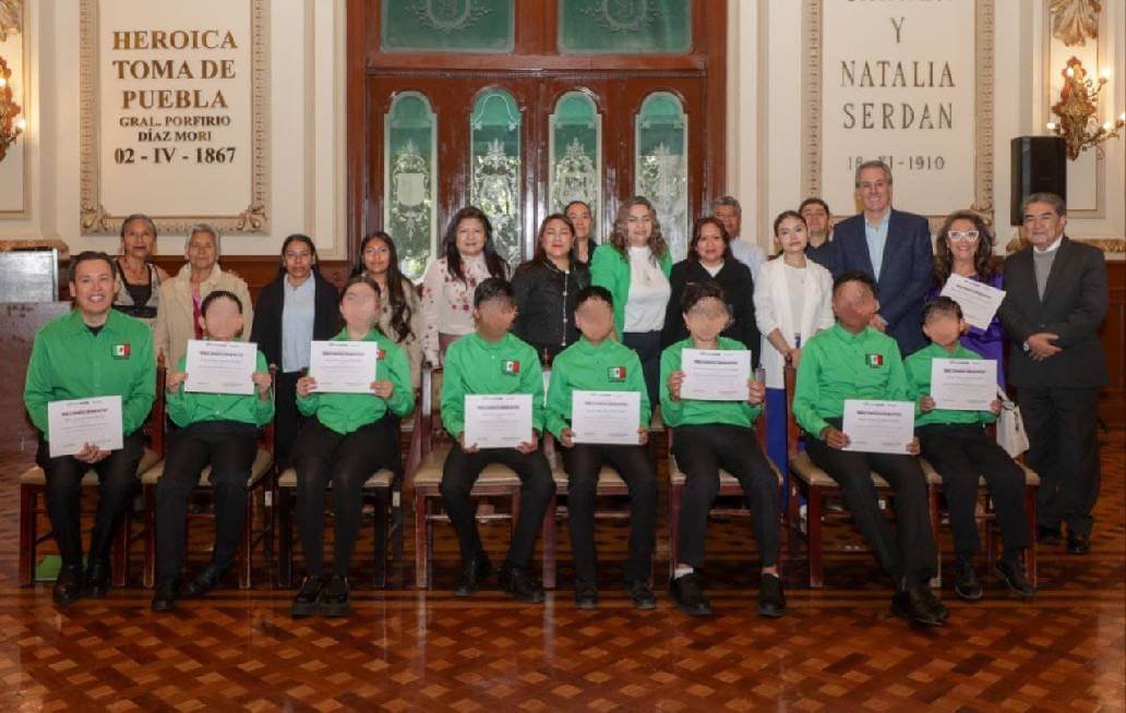 Entrega Pepe Chedraui reconocimientos a “Niños Calculadora”