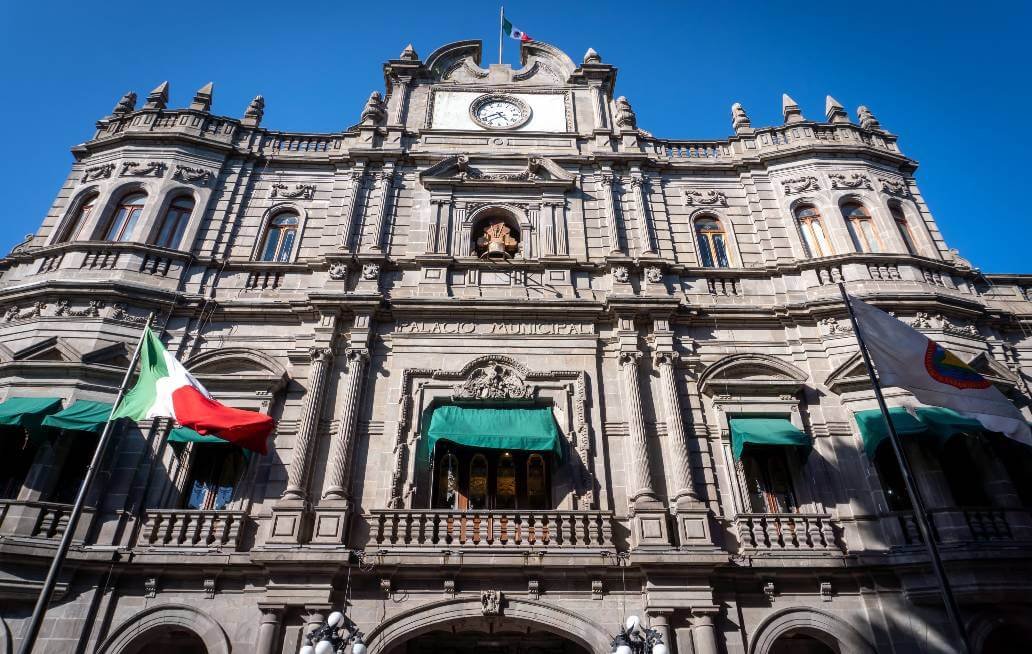 Gobierno de la Ciudad de Puebla emite recomendaciones para una instalación segura del árbol de navidad