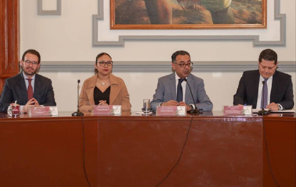 Fortalece Gobierno de la Ciudad de Puebla compromiso con la legalidad y el servicio público