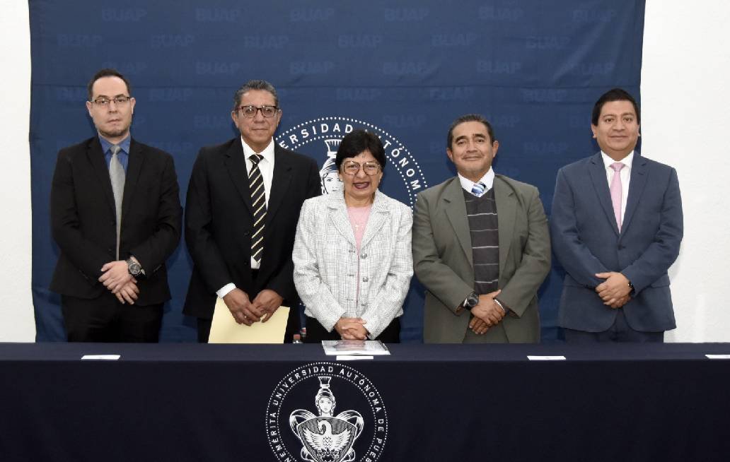 FCE-BUAP, unidad académica enfocada a la investigación