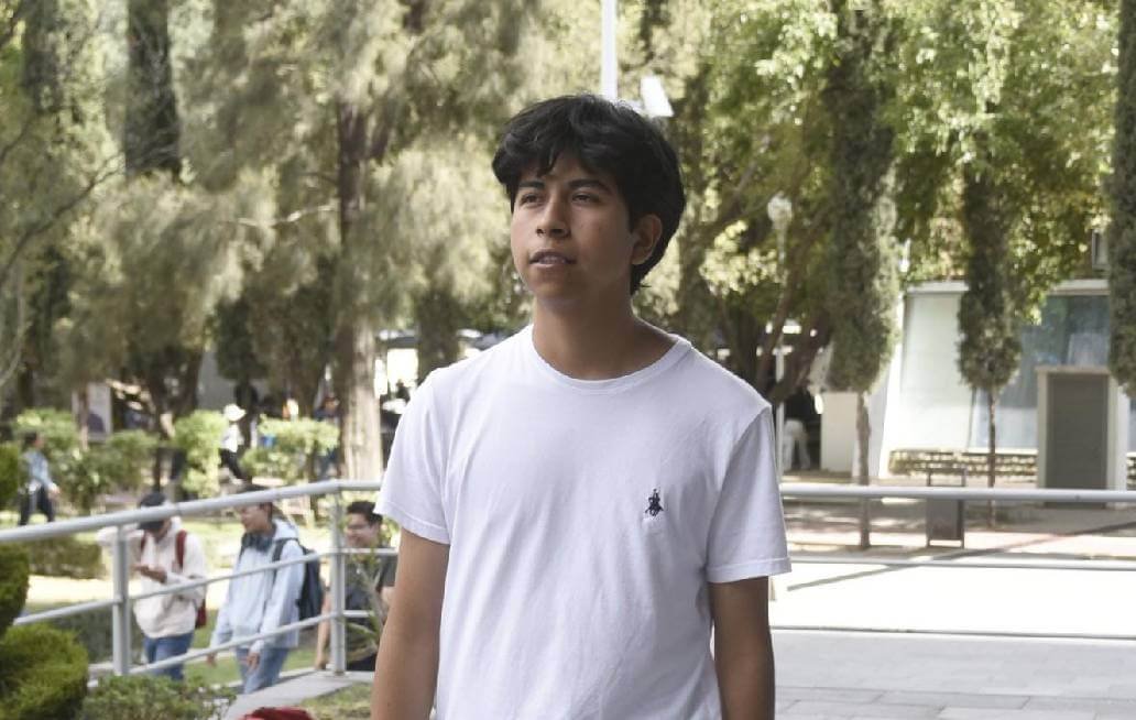  Impulsa BUAP la internacionalización de egresados de nivel