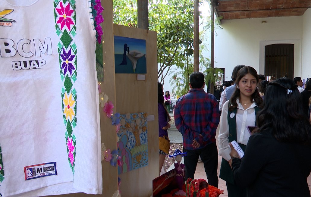 Participan estudiantes del Bachillerato 5 de Mayo en Expo Artes 2026