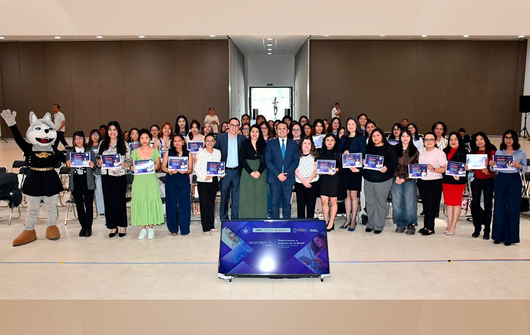Impulsa BUAP la incursión de mujeres en la tecnología