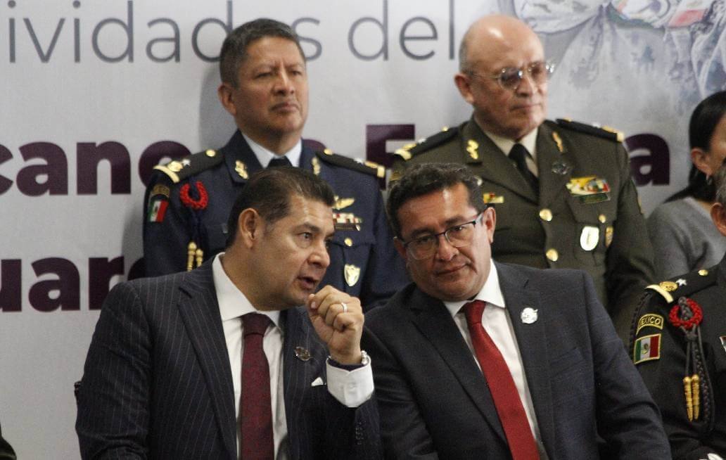 Reconocen en el Congreso del Estado entrega, compromiso, disciplina y lealtad de las Fuerzas Armadas