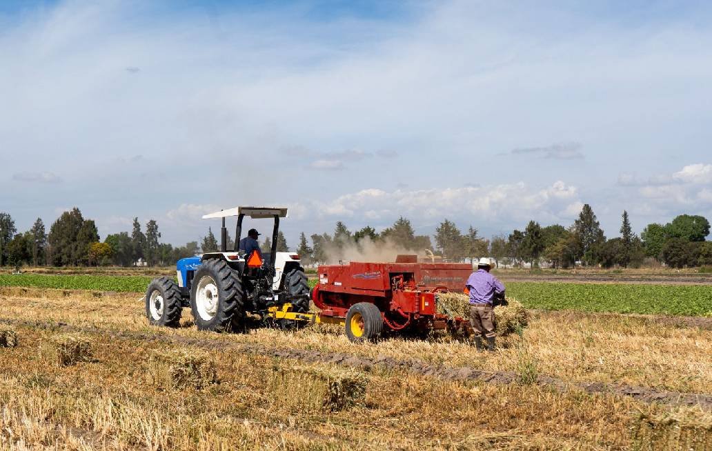 Anuncia gobierno de Puebla tractores, drones y apoyos para el campo