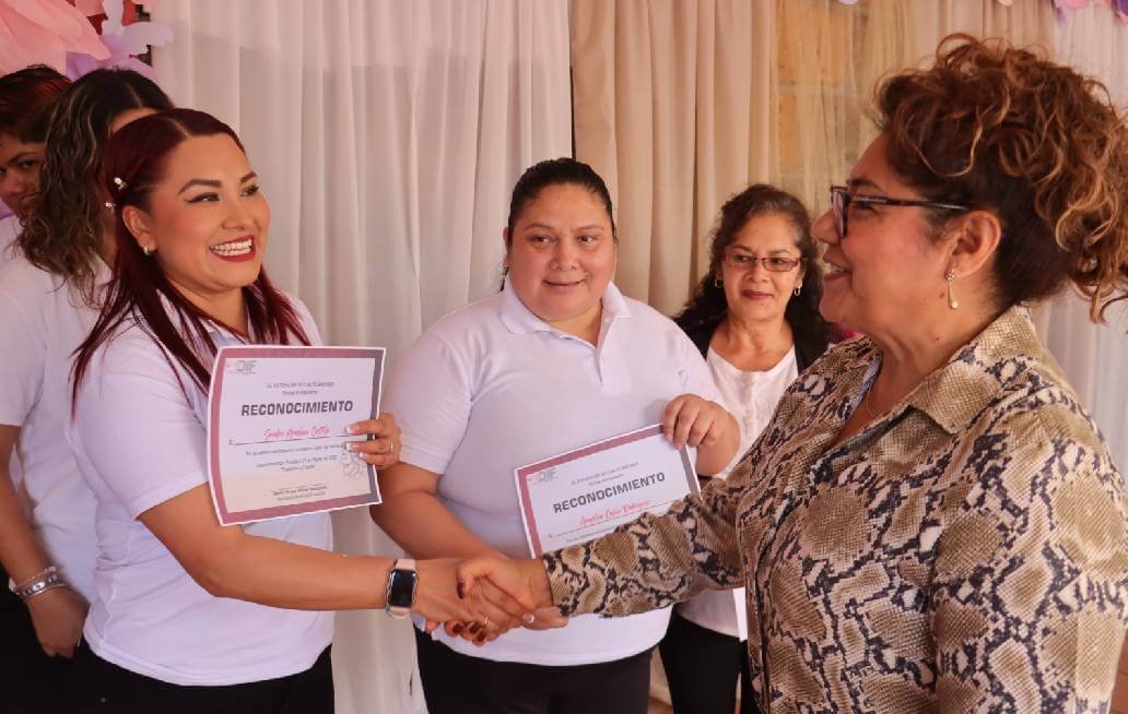 DIF Cuautlancingo fortalece capacitación y bienestar con clausura de talleres DIF Cuautlancingo fortalece capacitación y bienestar con clausura de talleres