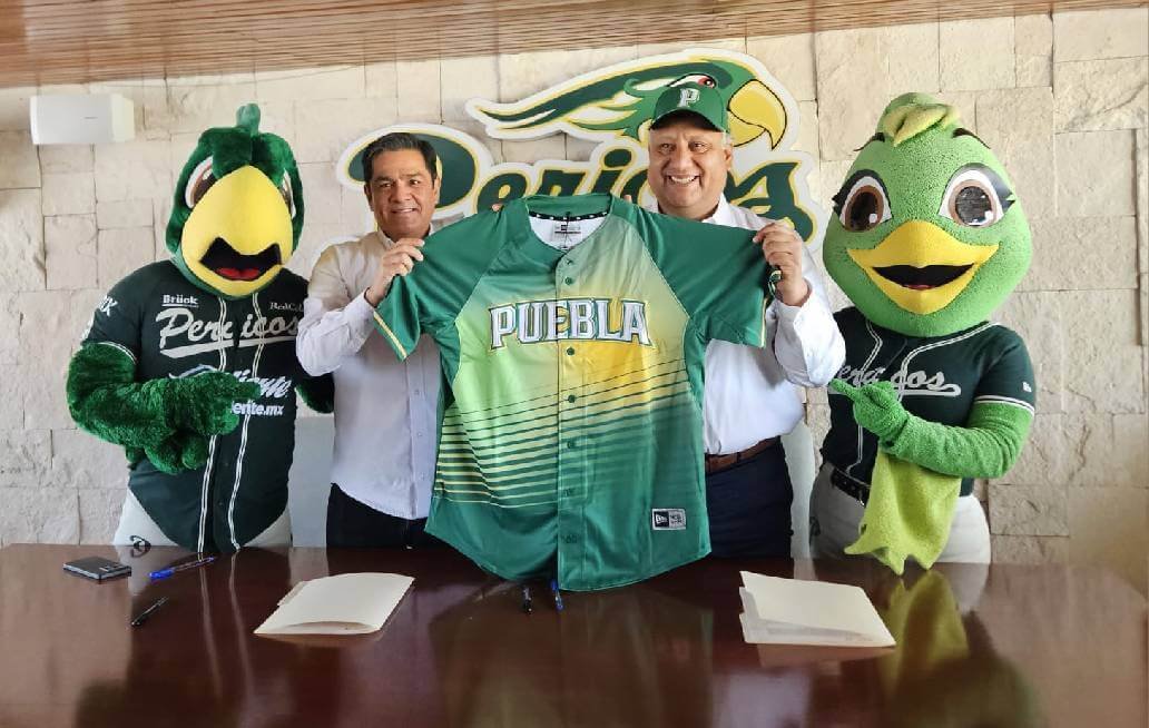Impulsan SNTE 51 y Pericos de Puebla práctica del Deporte y acordaron beneficios para docentes Impulsan SNTE 51 y Pericos de Puebla práctica del Deporte