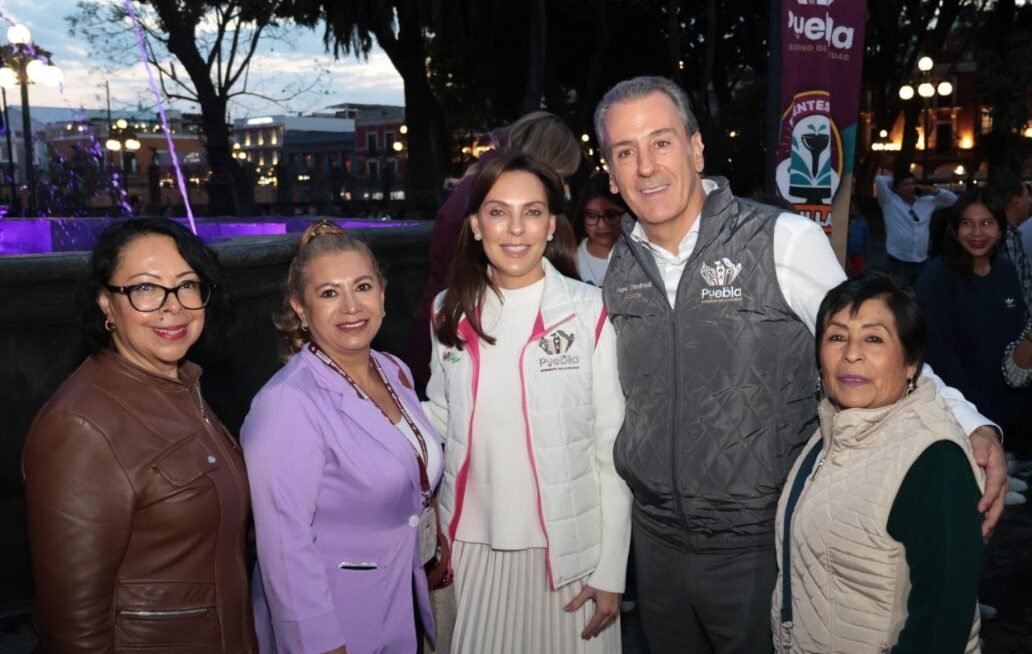 Impulsa Gobierno de la Ciudad de Puebla «Mujeres que Brillan» con iluminación violeta de las fuentes de la ciudad por el Día de la Mujer Impulsa Gobierno de la Ciudad de Puebla «Mujeres que Brillan» con iluminación violeta de las fuentes de la ciudad por el Día de la Mujer