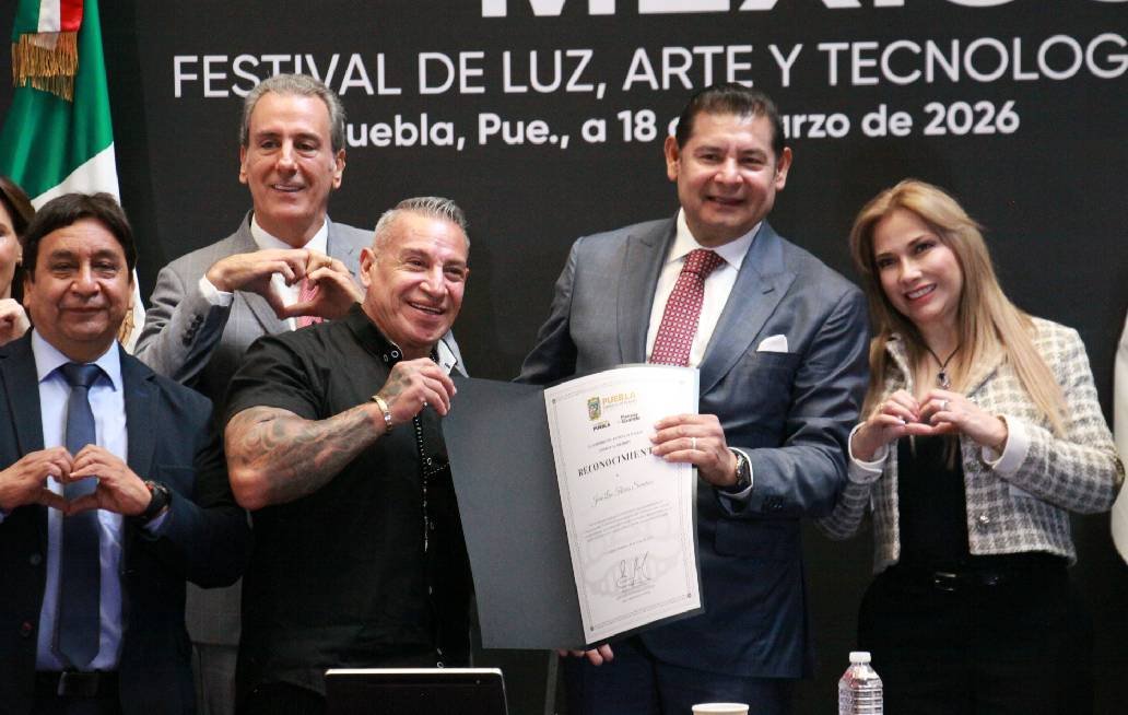 Puebla referente internacional en innovación y cultura con Festival Glow México Puebla referente internacional en innovación y cultura con Festival Glow México