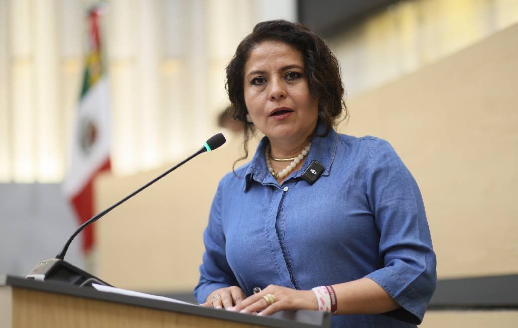 Propone la diputada Azucena Rosas sanciones por el cobro indebido de trámites agrarios Propone la diputada Azucena Rosas sanciones por el cobro indebido de trámites agrarios