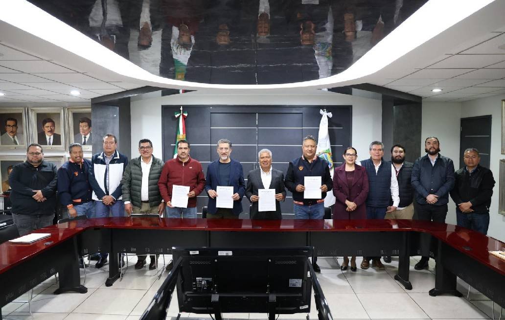 Emite SEP convocatoria para nombrar a directores de las Normales tras acuerdo con SNTE Emite SEP convocatoria para nombrar a directores de las Normales tras acuerdo con SNTE