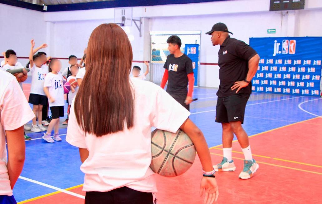 Realiza Gobierno de la Ciudad de Puebla Clínica de Básquetbol con Jr. NBA en Puebla Realiza Gobierno de la Ciudad de Puebla Clínica de Básquetbol con Jr. NBA en Puebla