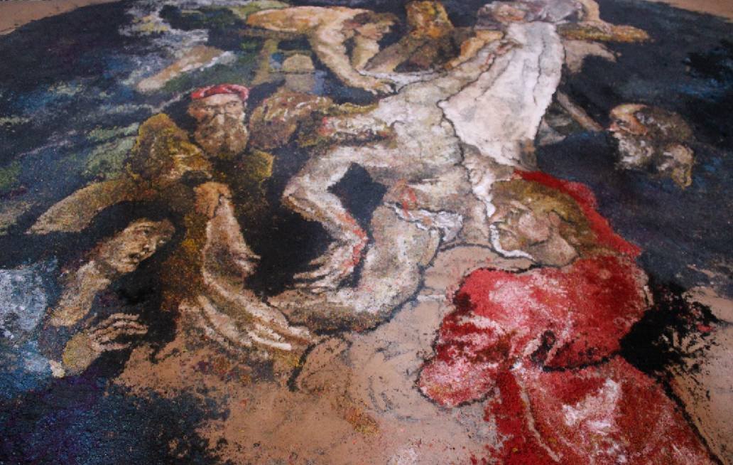 Altar de Dolores y el Tapete de aserrín «Pnauma Thyasiasin» en el Templo de Santo Domingo Altar de Dolores y el Tapete de aserrín «Pnauma Thyasiasin» en el Templo de Santo Domingo