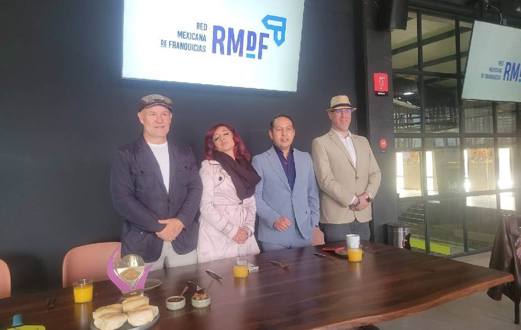 En Puebla franquicias alertan por aumento de venta de drogas disfrazadas de dulces afuera de escuelas En Puebla franquicias alertan por aumento de venta de drogas