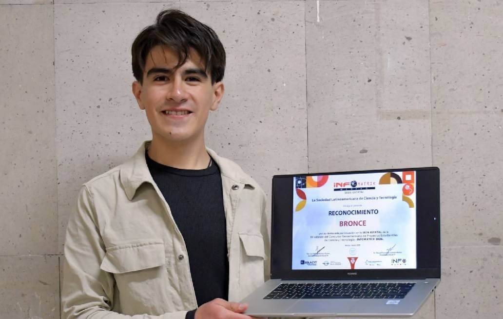 Estudiante gana medalla de bronce en Infomatrix Puebla 2026 Estudiante gana medalla de bronce en Infomatrix Puebla 2026