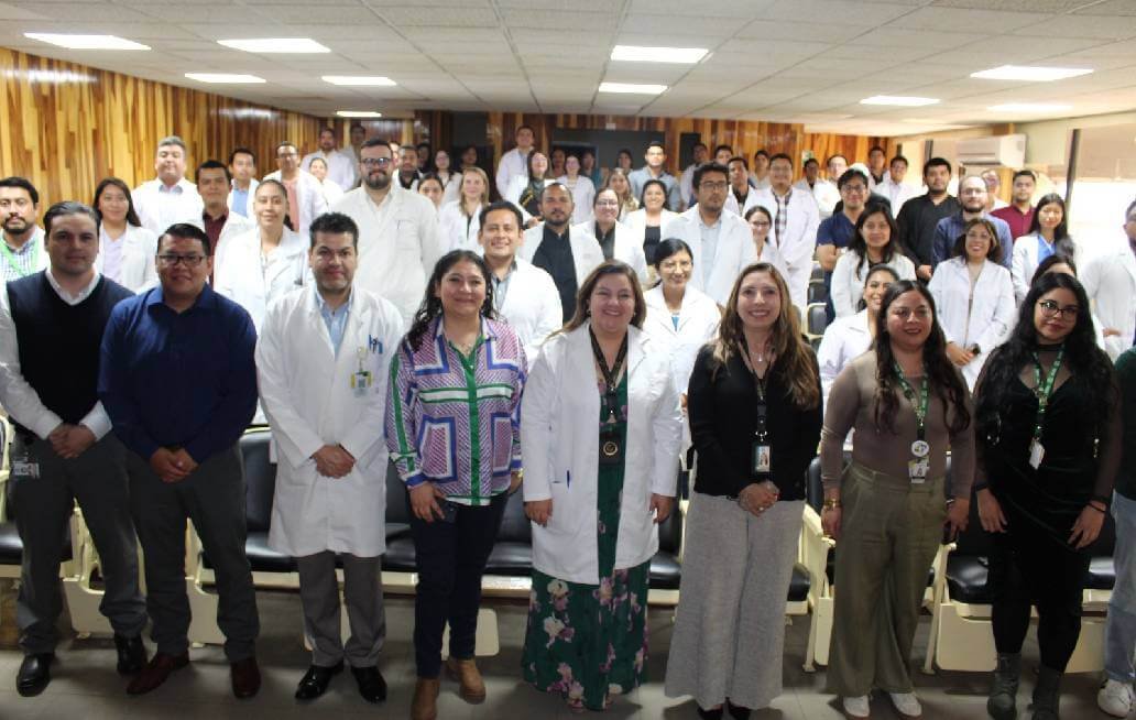 Llegan nuevos especialistas al IMSS Puebla