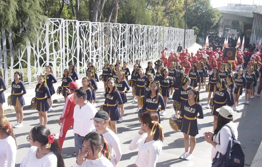 Realizan en Puebla la revista a rumbo al desfile del 5 de mayo Realizan en Puebla la revista a rumbo al desfile del 5 de mayo