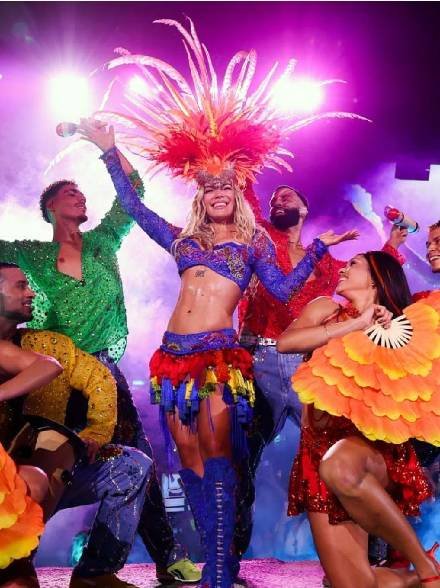 Karol G hace historia al encabezar Coachella 2026