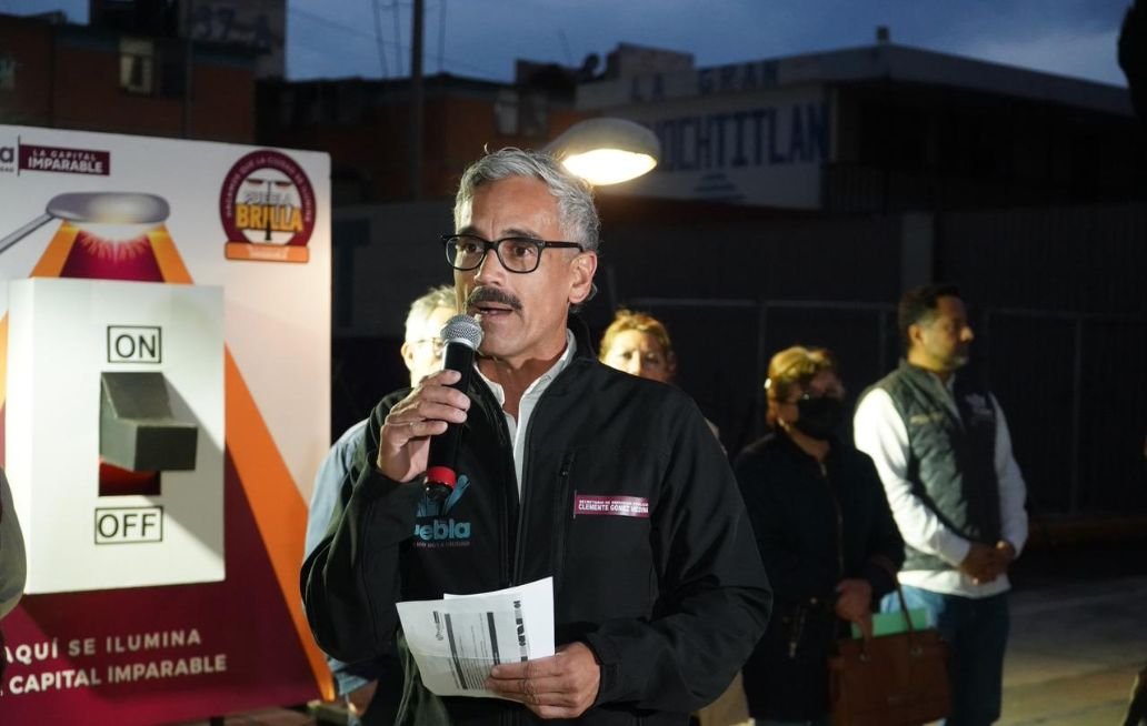 Llega Puebla Brilla a San Aparicio; inauguran 107 luminarias modernizadas con LED Llega Puebla Brilla a San Aparicio; inauguran 107 luminarias modernizadas con LED
