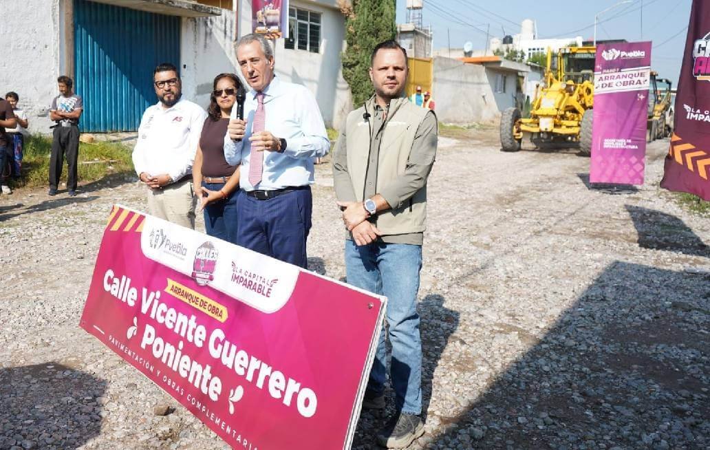 Arranca Chedraui trabajos de pavimentación en la Junta Auxiliar de San Jerónimo Caleras Arranca Chedraui trabajos de pavimentación en la Junta Auxiliar