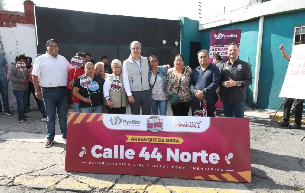 Encabeza Chedraui trabajos de rehabilitación vial en la colonia San Luis Gonzaga Encabeza Chedraui trabajos de rehabilitación vial en la colonia San Luis Gonzaga