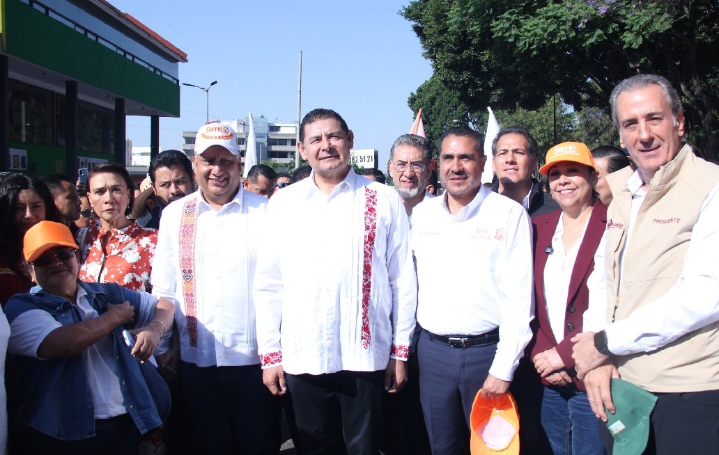 Chedraui participa en ceremonia cívica por el Día Internacional del Trabajo Chedraui participa en ceremonia cívica por el Día Internacional del Trabajo