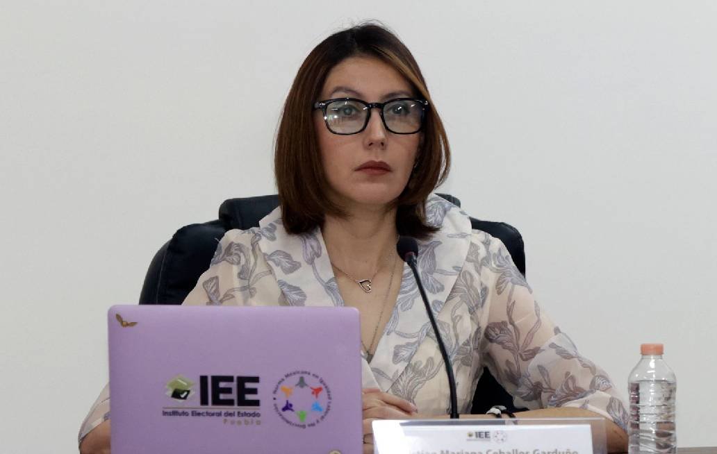 Estrena presidenta el IEE Estrena presidenta el IEE