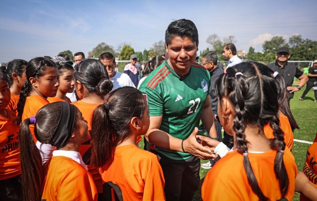 Inaugura Omar Muñoz Deportivo Chautenco Inaugura Omar Muñoz Deportivo Chautenco