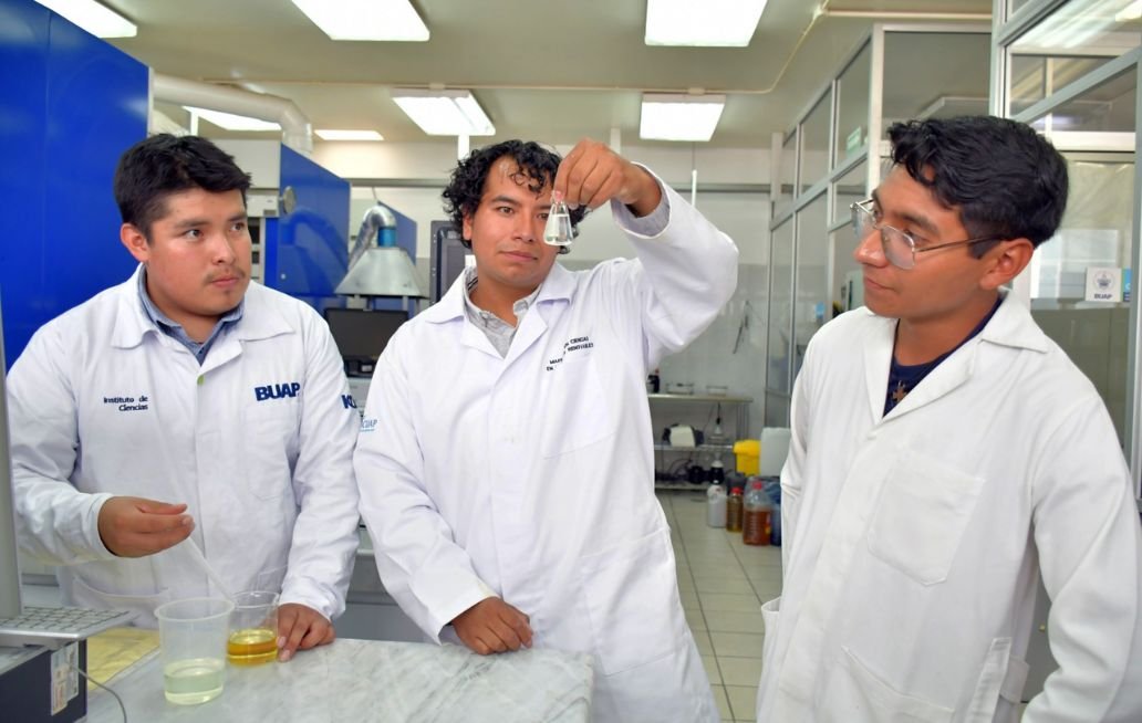 Estudiantes BUAP proponen reactor híbrido para producir biogás y biodiésel Estudiantes BUAP proponen reactor híbrido para producir biogás y biodiésel