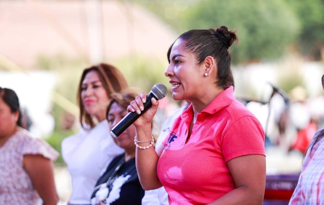 Celebra presidenta municipal de San Andrés Cholula a miles de madres con música, regalos y convivencia familiar Celebra presidenta municipal de San Andrés Cholula a miles de madres con música, regalos y convivencia familiar